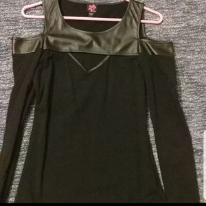 Not SELLING!! IN SEARCH OF THIS 2B BEBE SHIRT